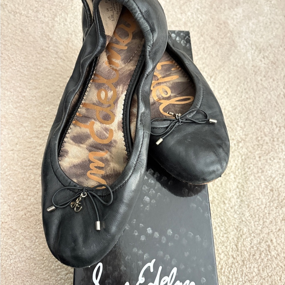 Sam Edelman Black Flats